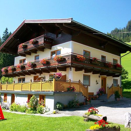 Oberschlassbergbauer Wald im Pinzgau Bagian luar foto